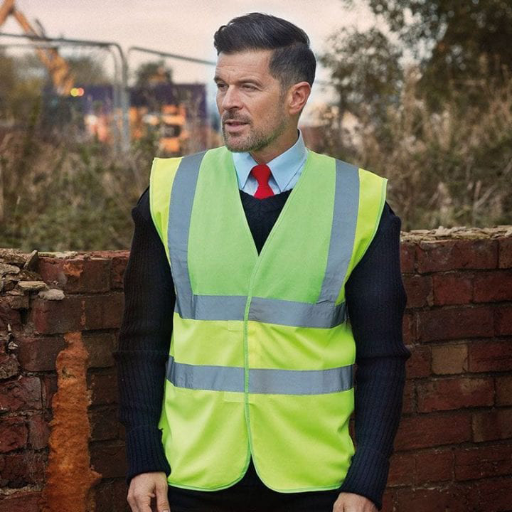Custom branded workwear clothing from Smart Design UK. We supply branded workwear across Kent, including Ashford, Whitstable, Folkestone and more.