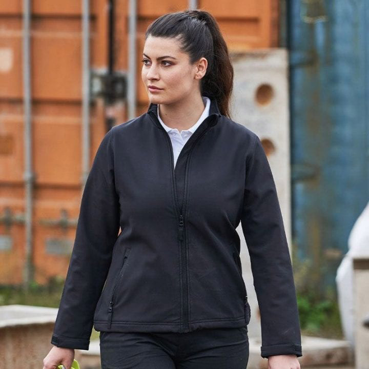 Custom branded workwear clothing from Smart Design UK. We supply branded workwear across Kent, including Ashford, Whitstable, Folkestone and more.