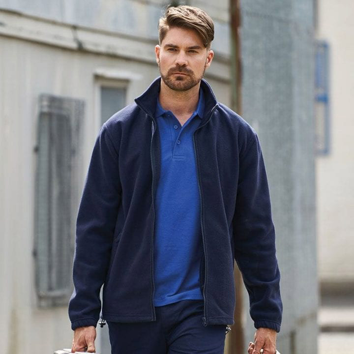 Custom branded workwear clothing from Smart Design UK. We supply branded workwear across Kent, including Ashford, Whitstable, Folkestone and more.