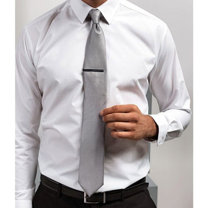 Custom branded workwear clothing from Smart Design UK. We supply branded workwear across Kent, including Ashford, Whitstable, Folkestone and more.